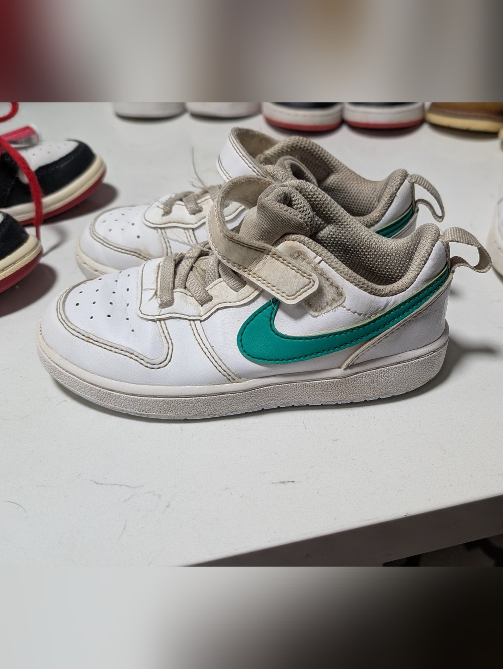 Nike Kids White and Teal Sneakers